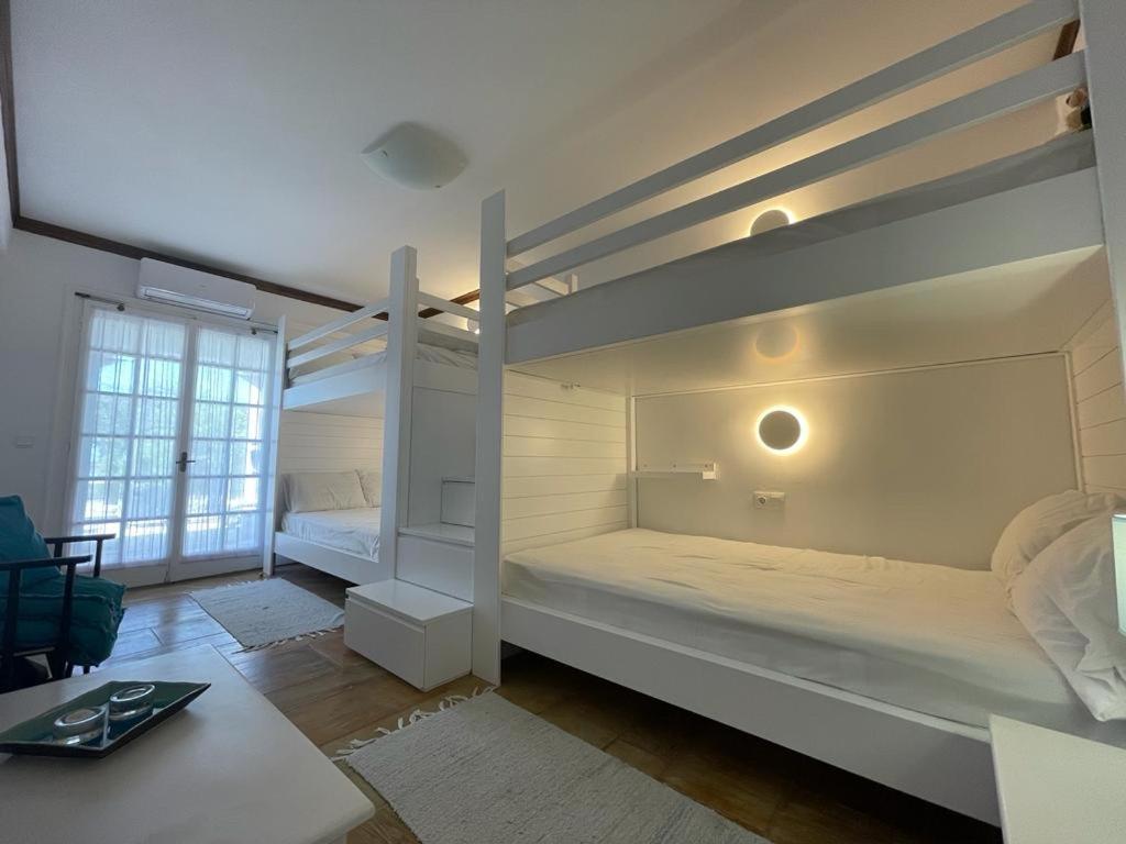 Sarwnisland Villa Лагониси Екстериор снимка